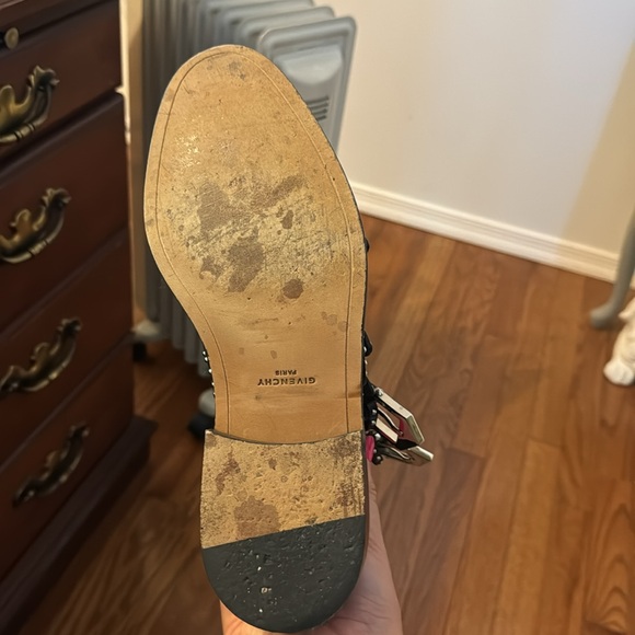 Gently worn Givenchy elegant flat ankle stud boots. Size 40B/10B - Picture 7 of 8